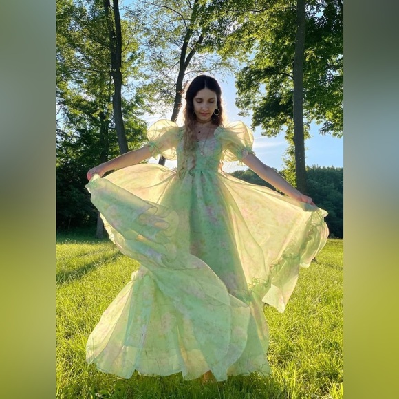 Selkie The Ritz Green Floral Gown - Picture 6 of 6